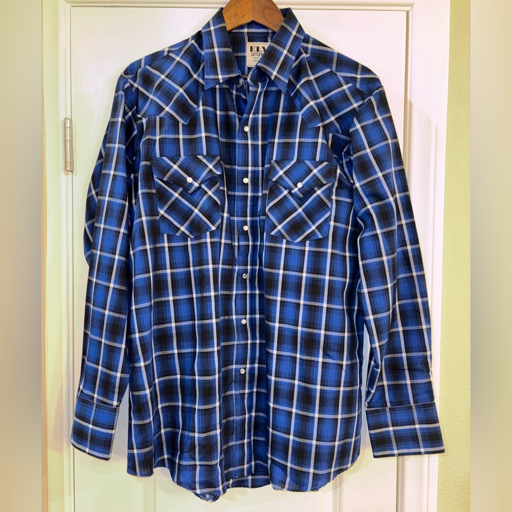 Ely Cattleman Men’s Blue Plaid Casual Button Down Shirt